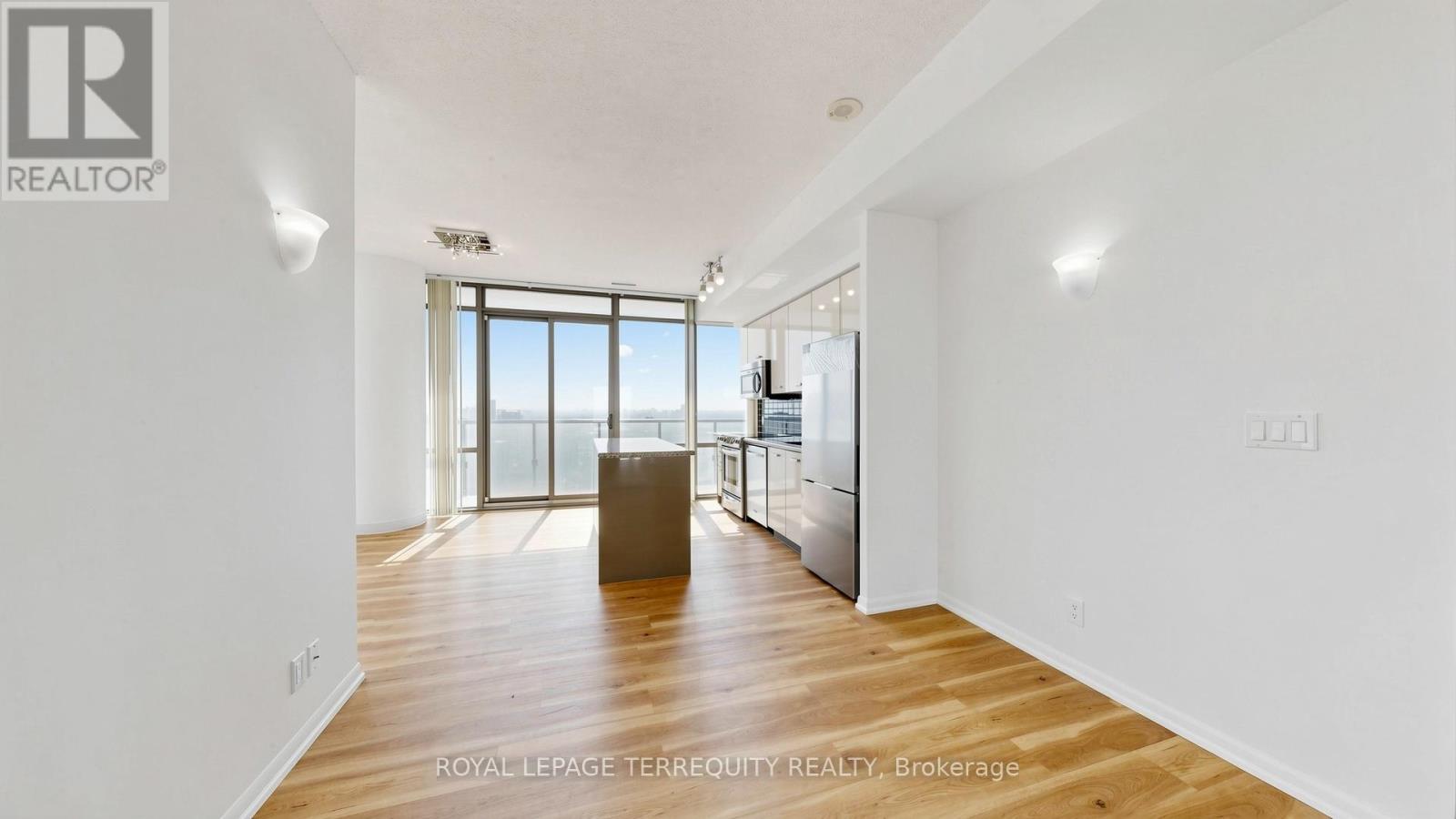 #2710 832 BAY STREET - 21