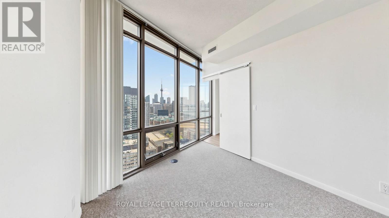 #2710 832 BAY STREET - 35