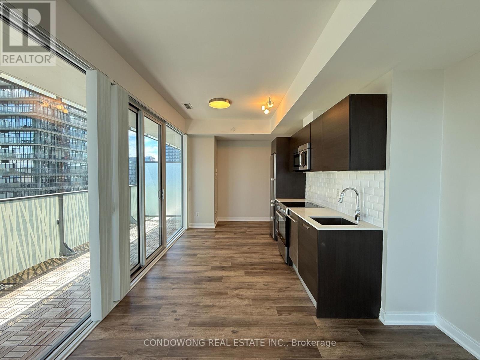 Super Bright & Spacious