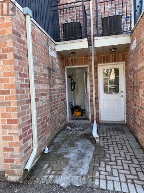Listing photo of 202B FINCH AVENUE E