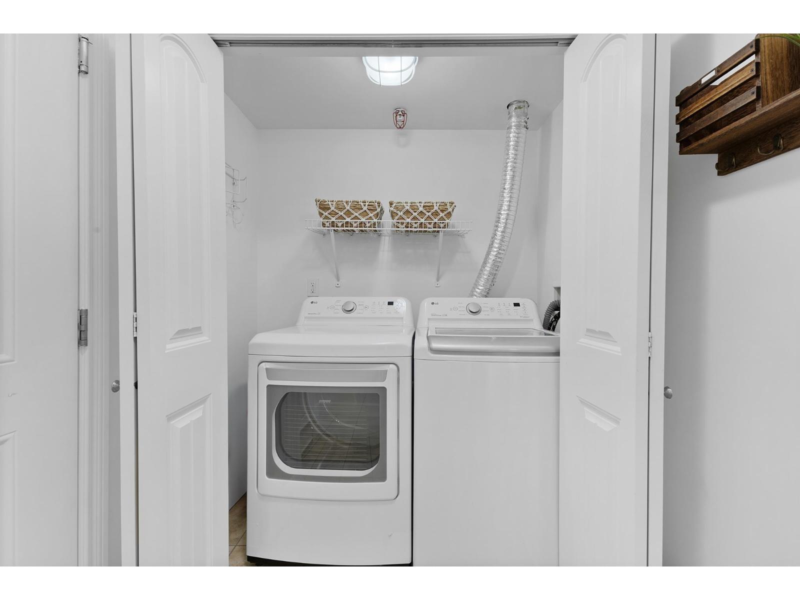 202 8084 120A STREET, Surrey