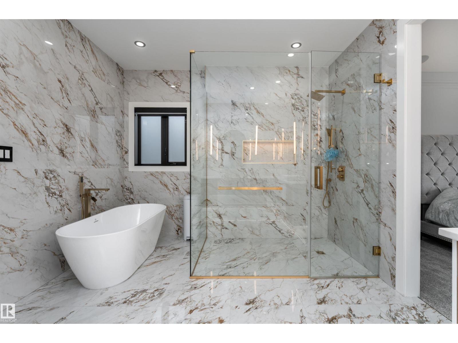 16511 8 ST NE - 31