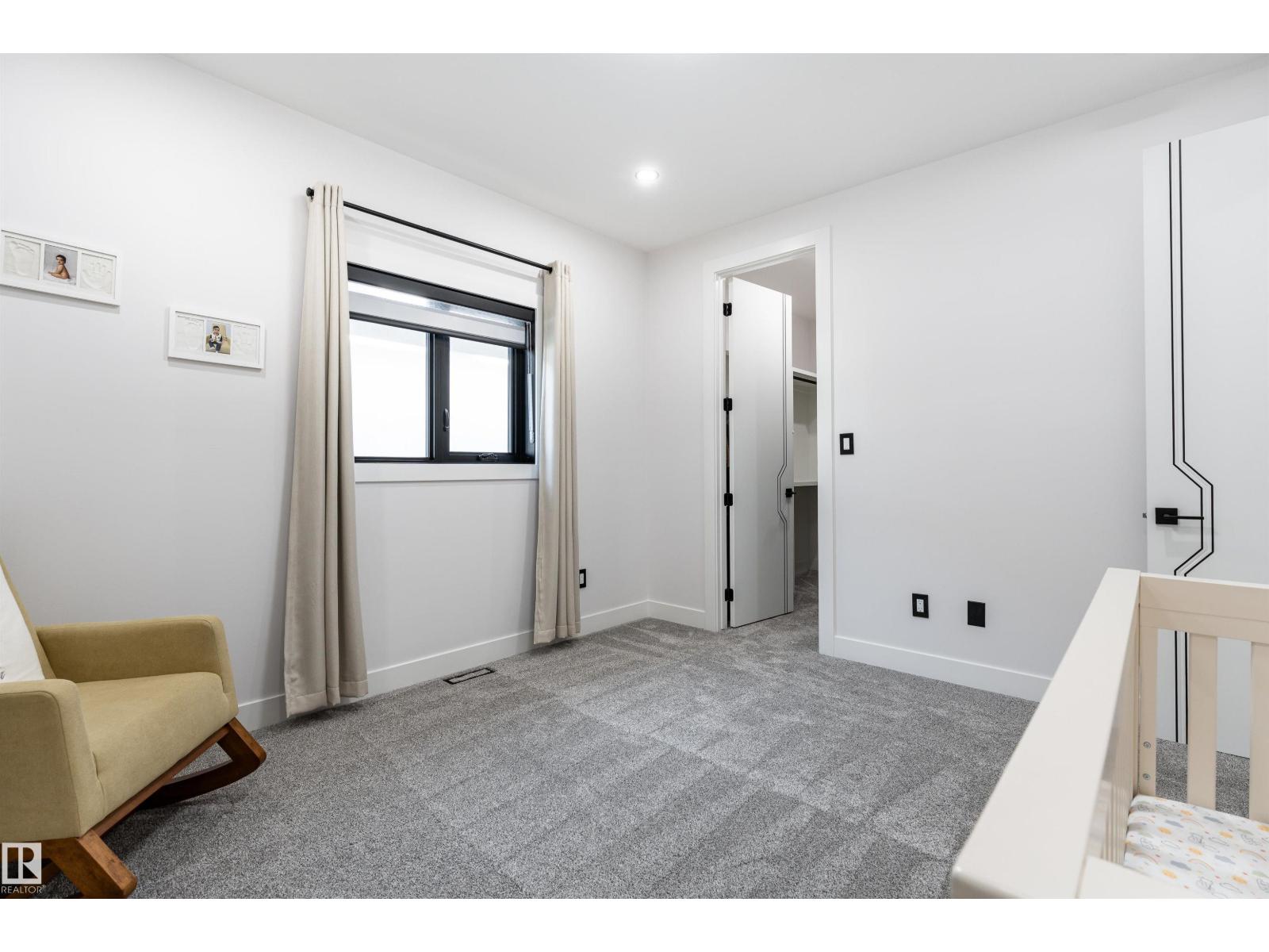 16511 8 ST NE - 40
