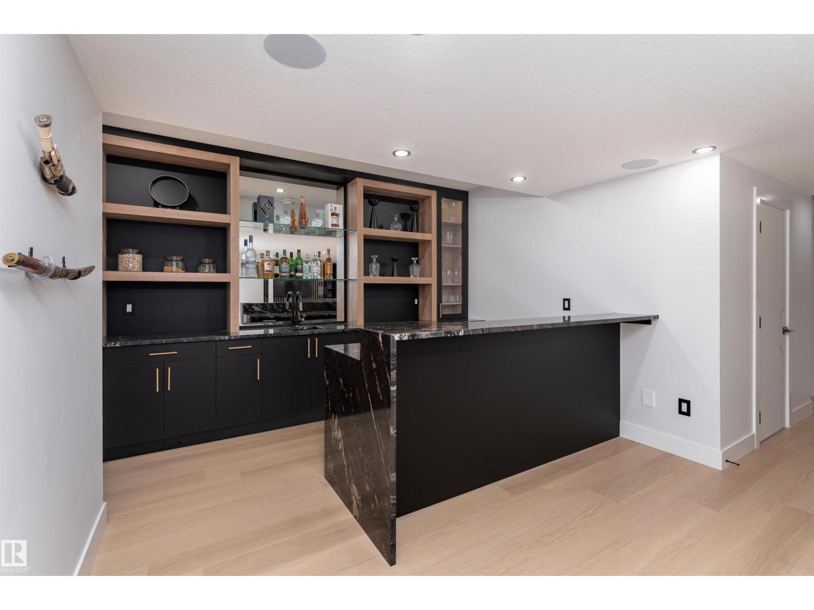 16511 8 ST NE - 47