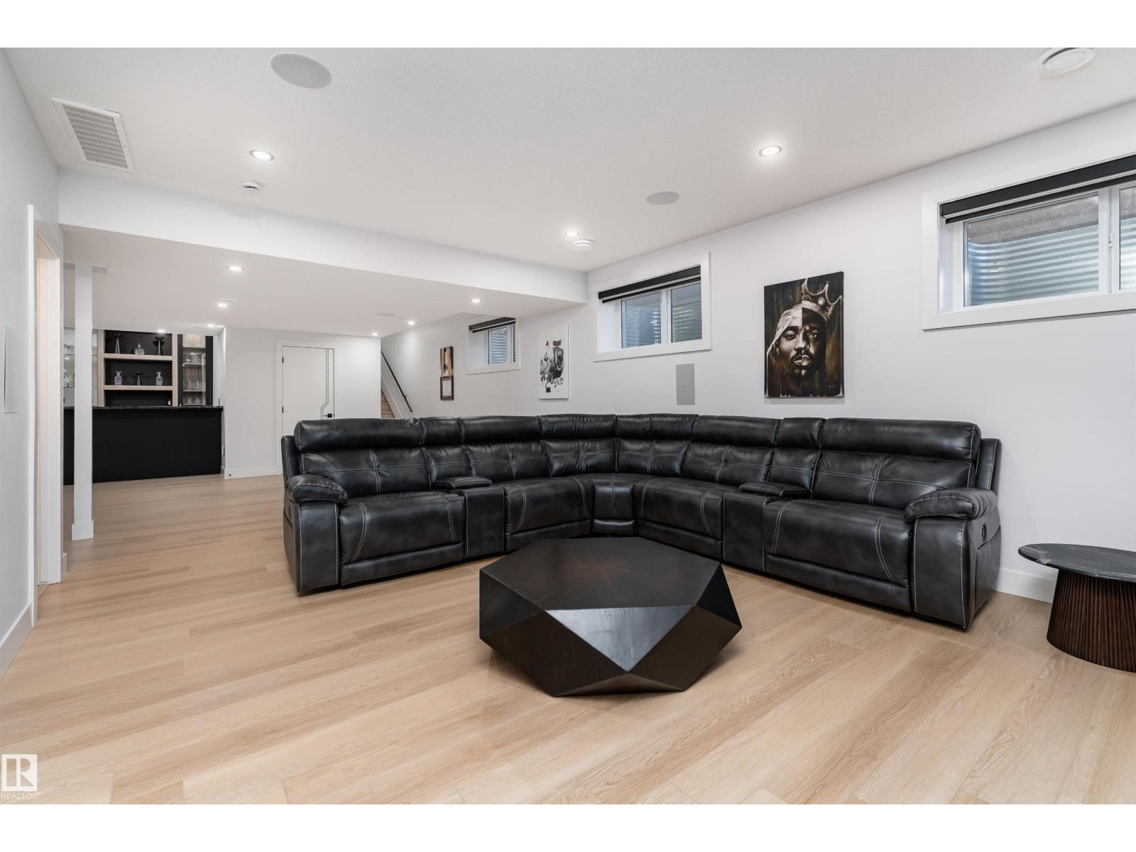 16511 8 ST NE - 55