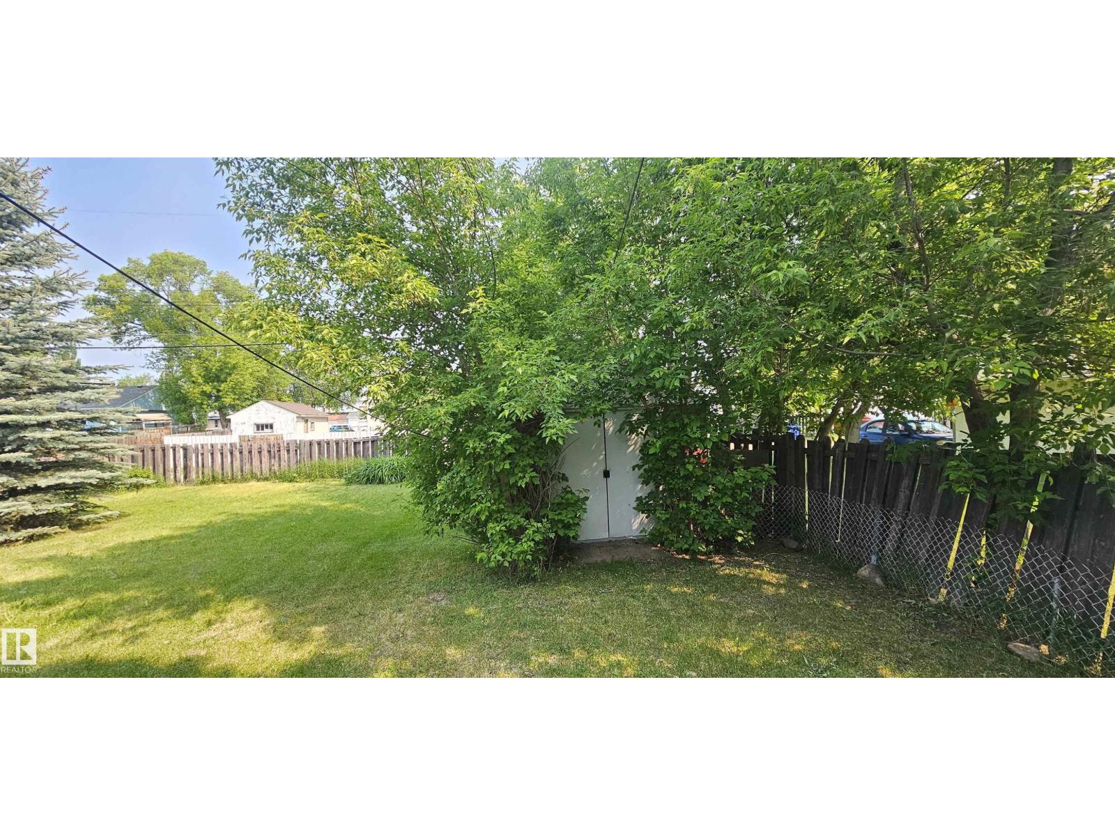 4612 47 AV — photo 7