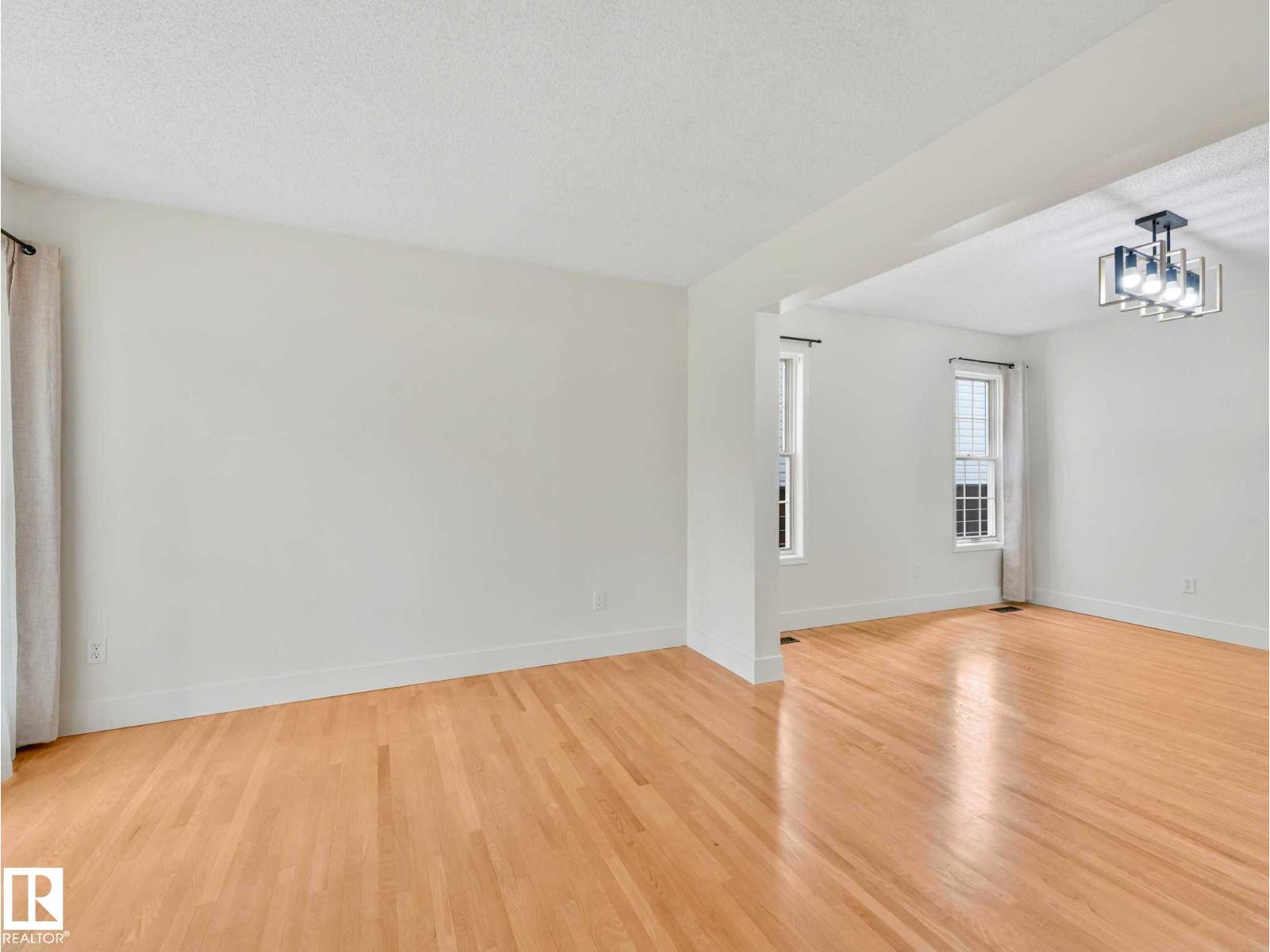 9642 100 ST NW - 12