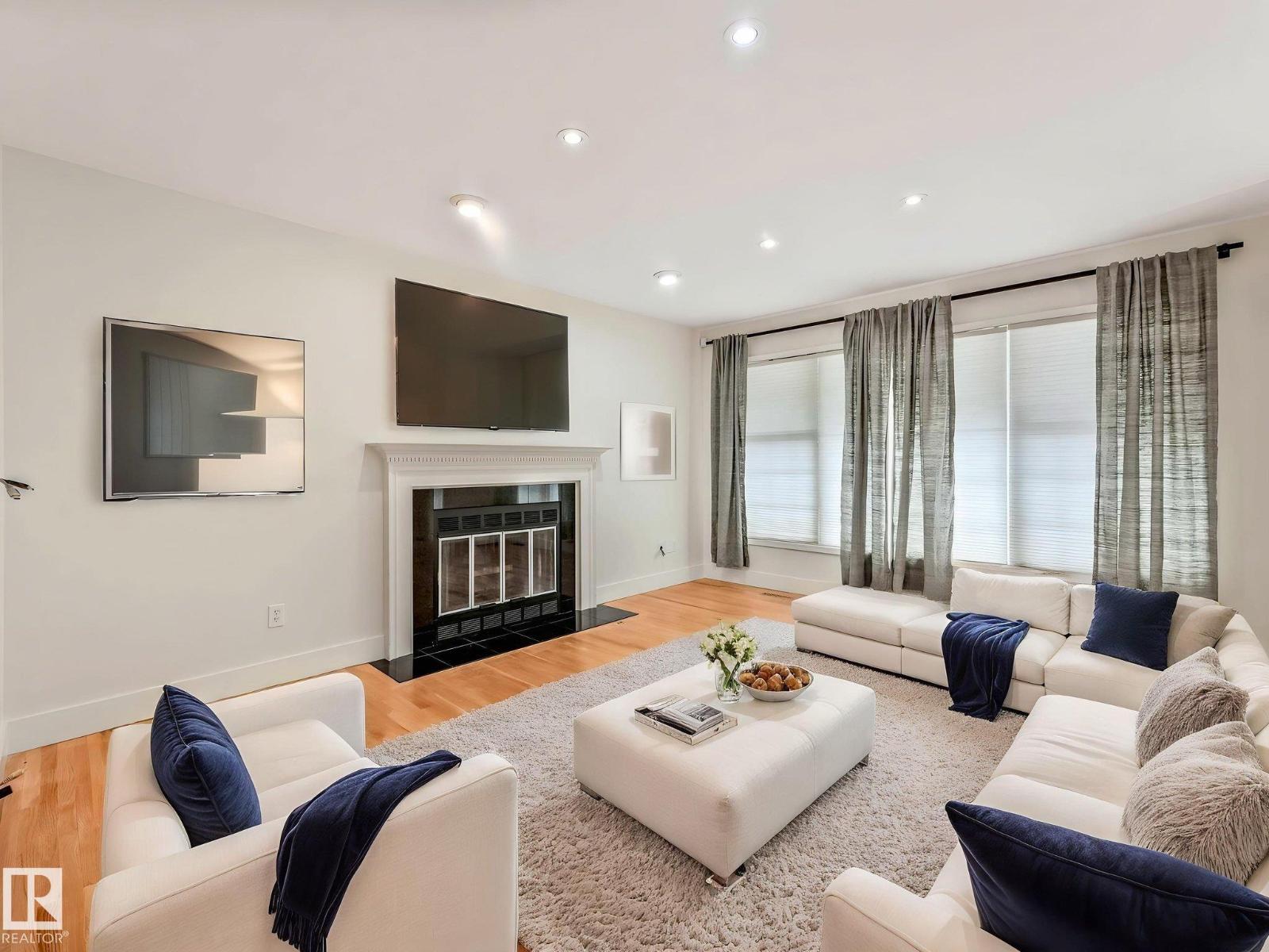 9642 100 ST NW - 20
