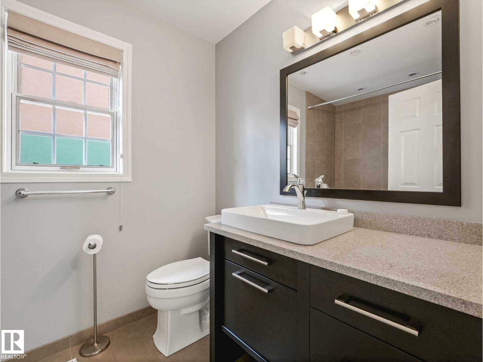 9642 100 ST NW - 35