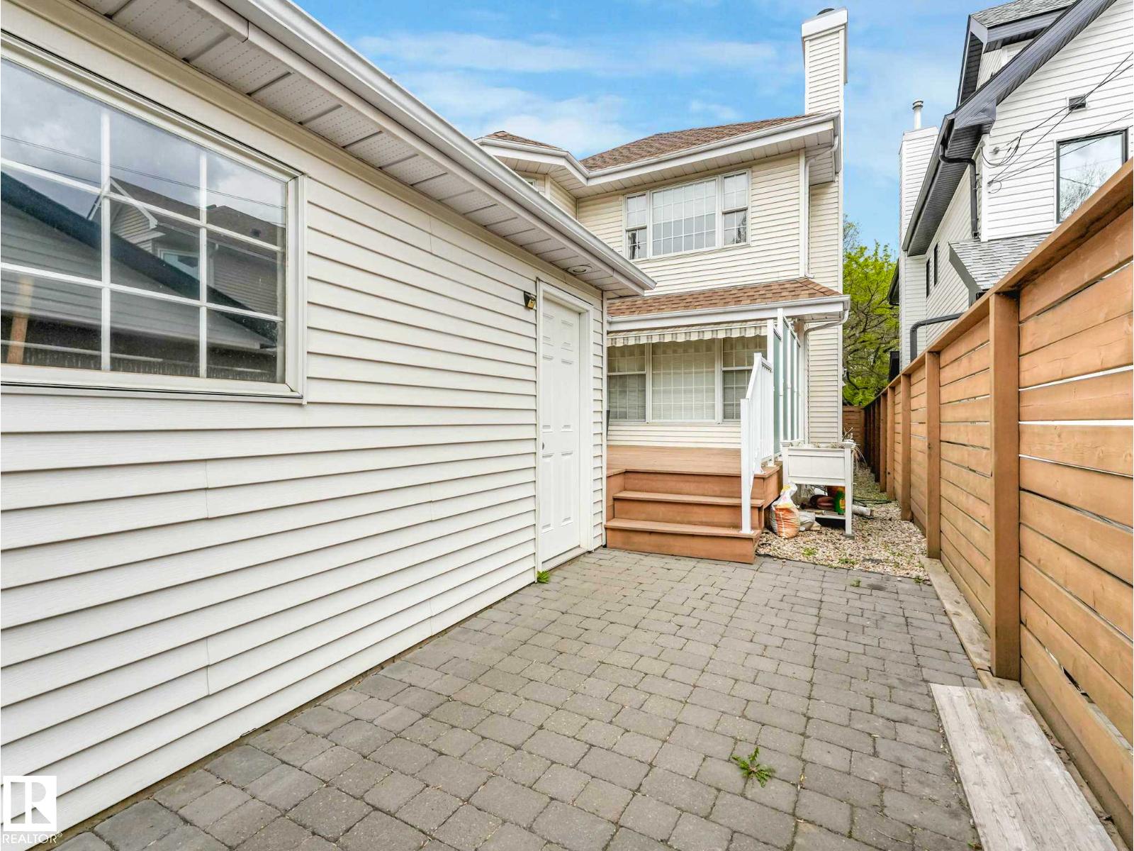 9642 100 ST NW - 53
