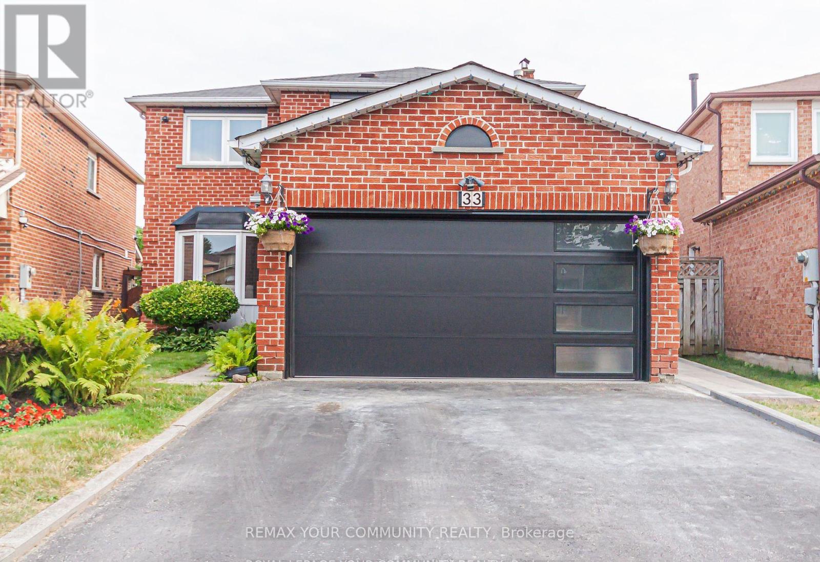 Listing photo of BSMT - 33 DURNESS AVENUE