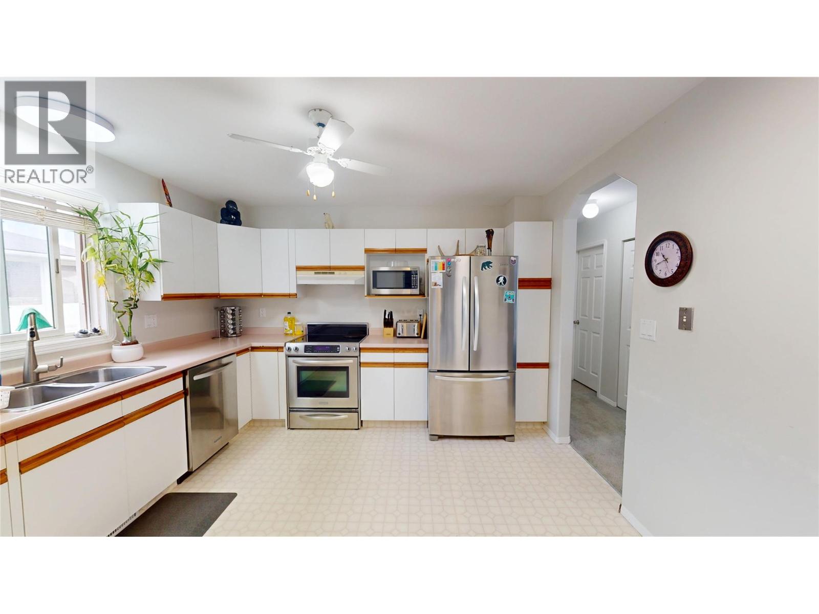 900 24th Avenue N - 12