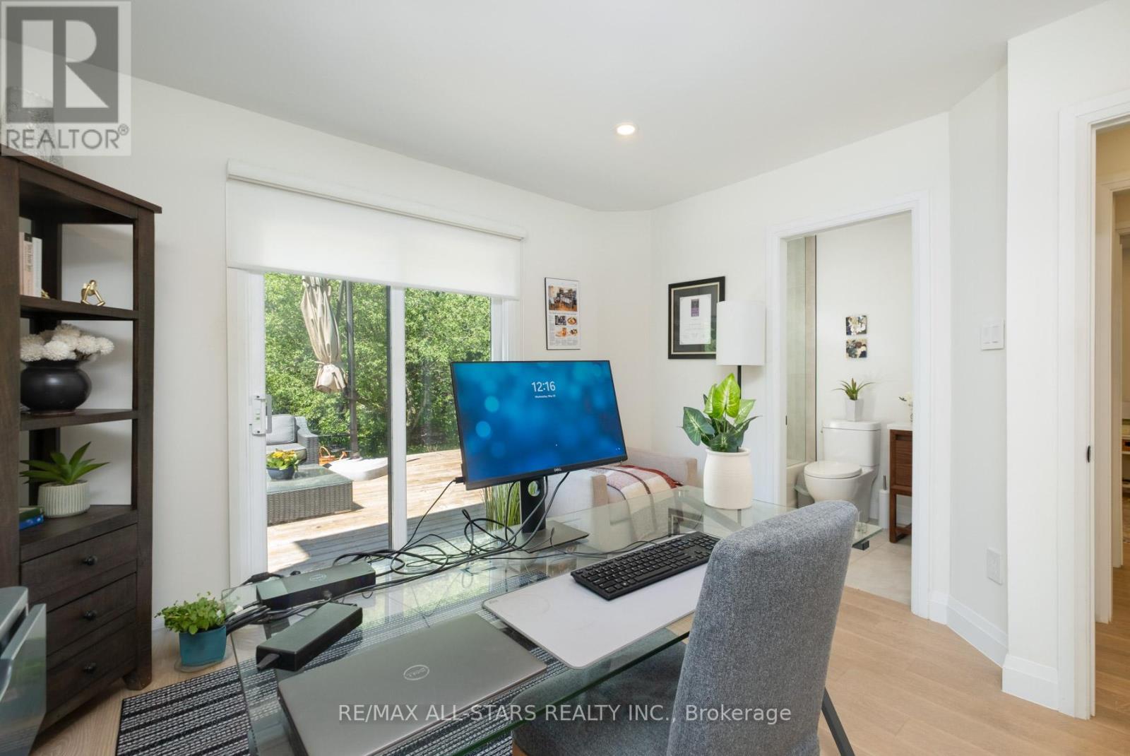 512 SANDFORD STREET - 17