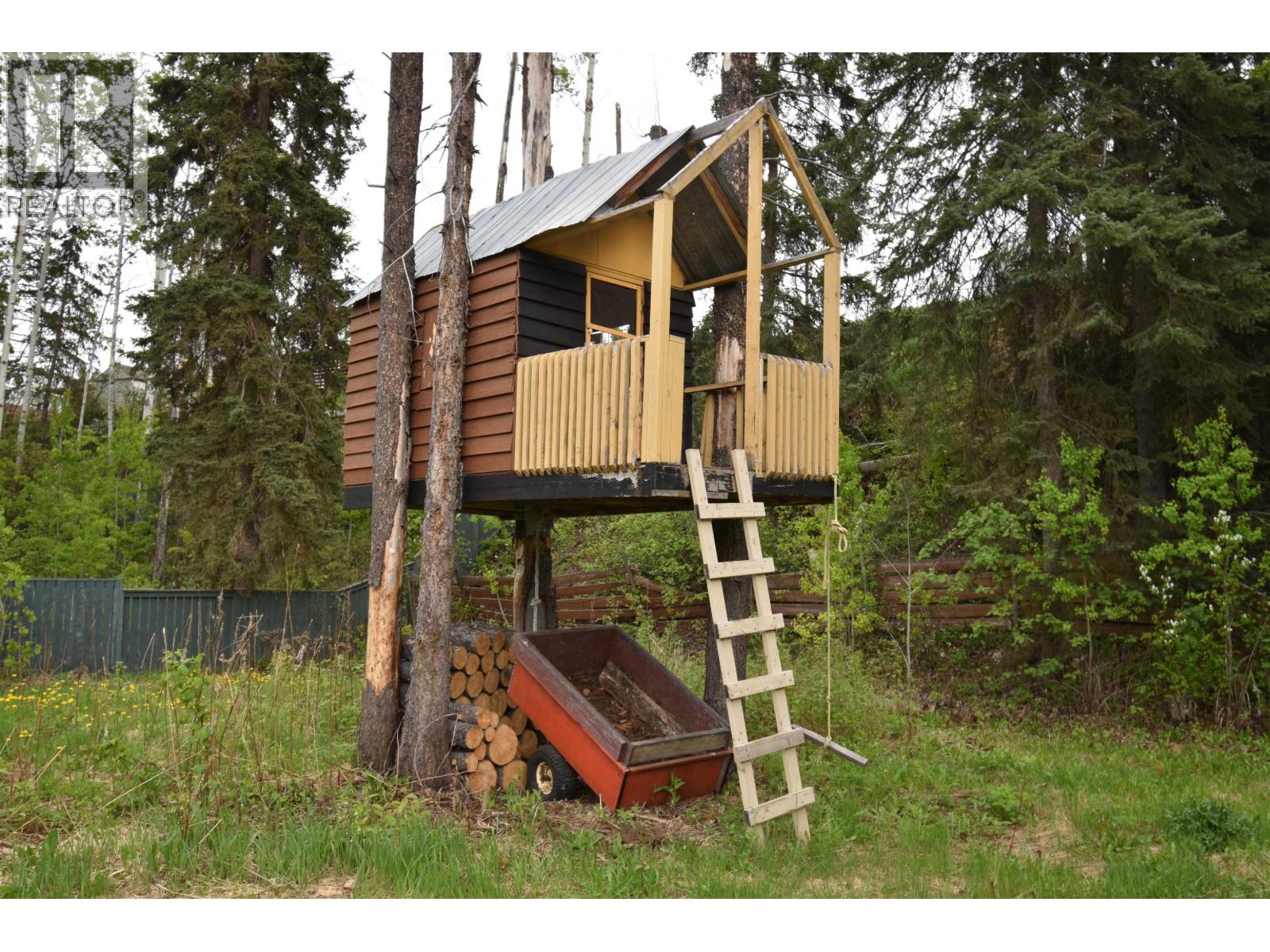 1393 COALMINE ROAD - 29