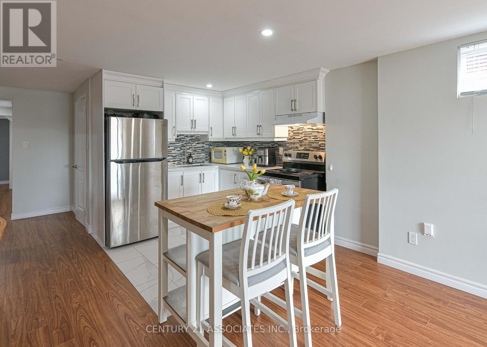 3155 MONARCH DRIVE - 25