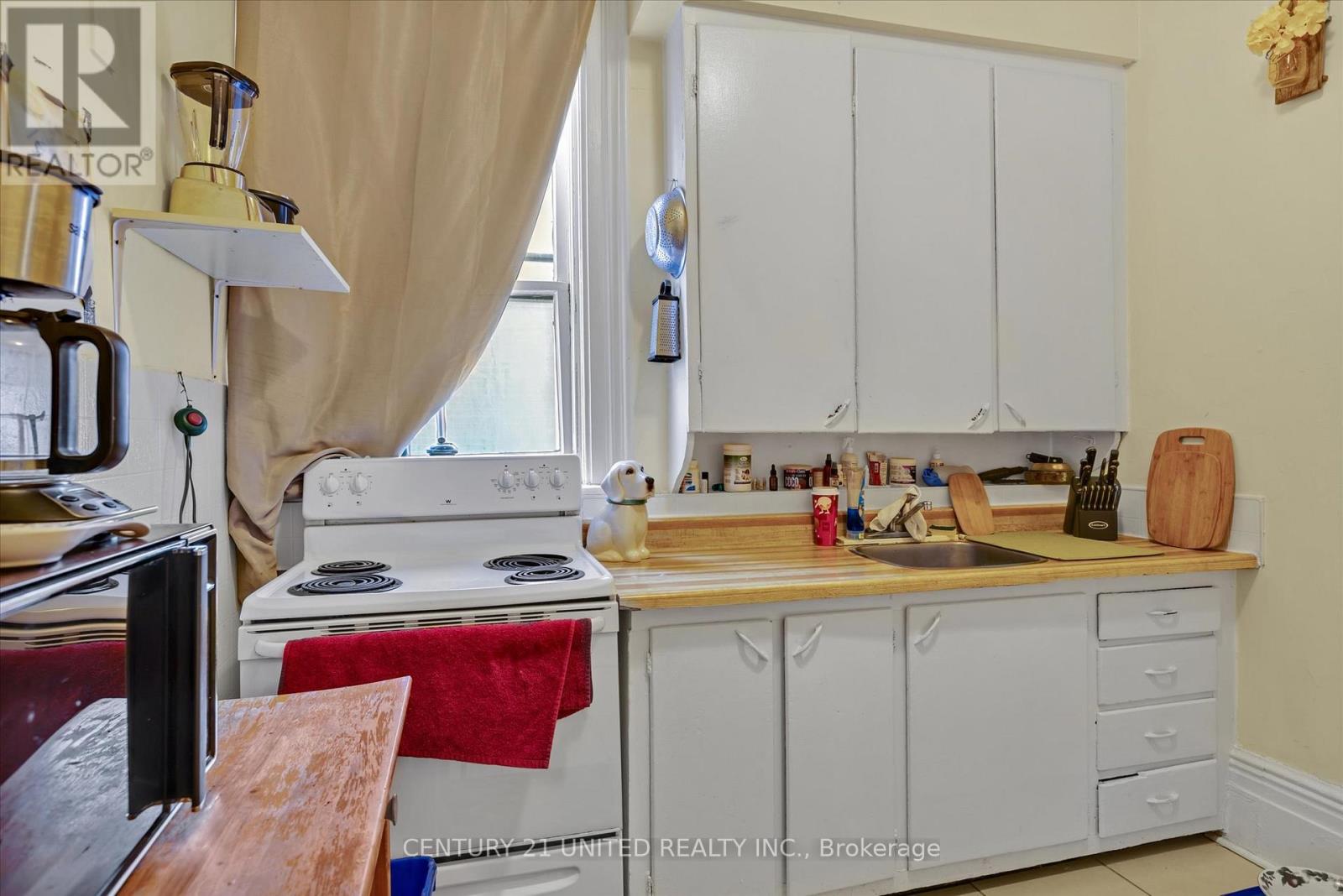 550 AYLMER STREET N - 3