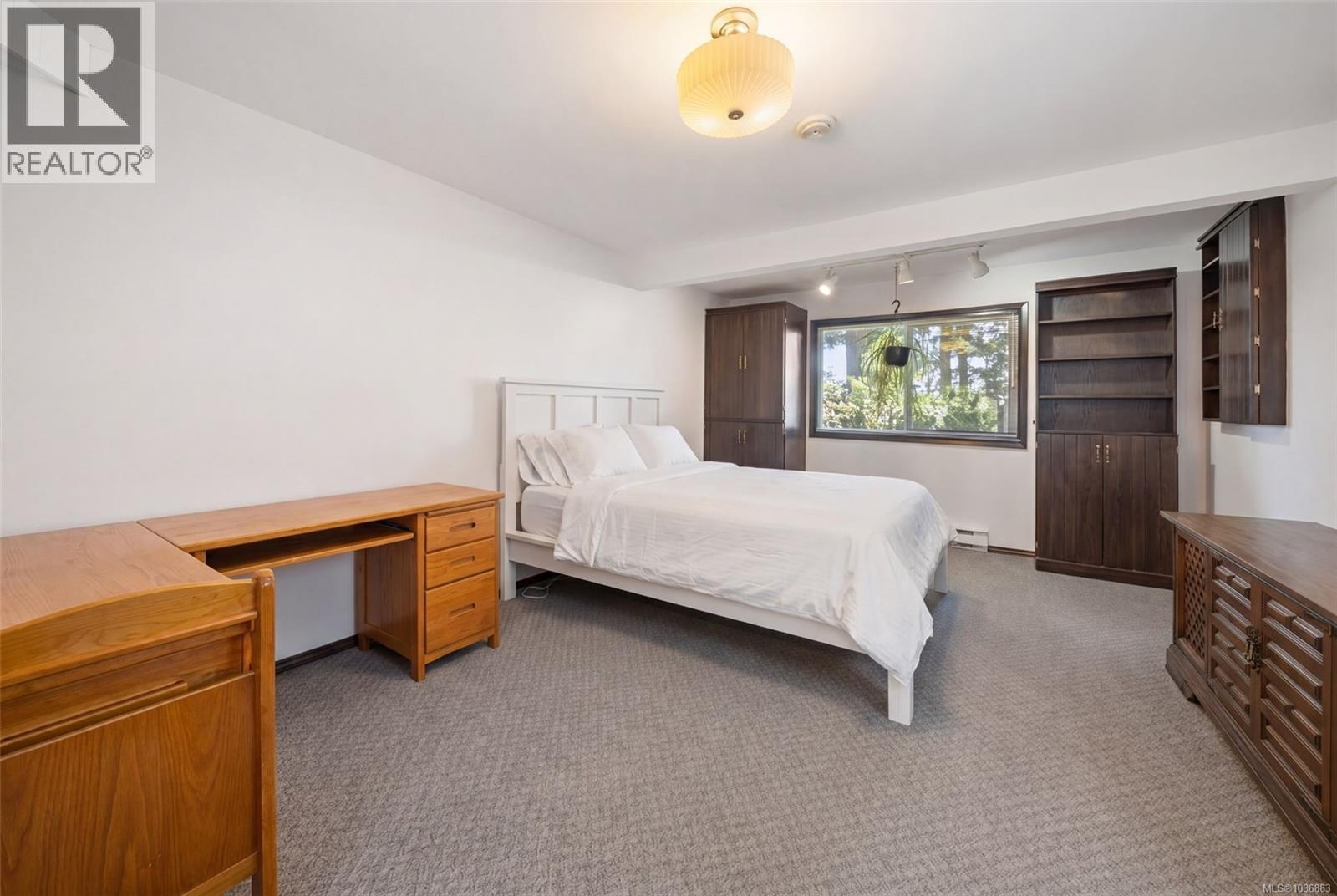 1020 Lucas Ave - 21