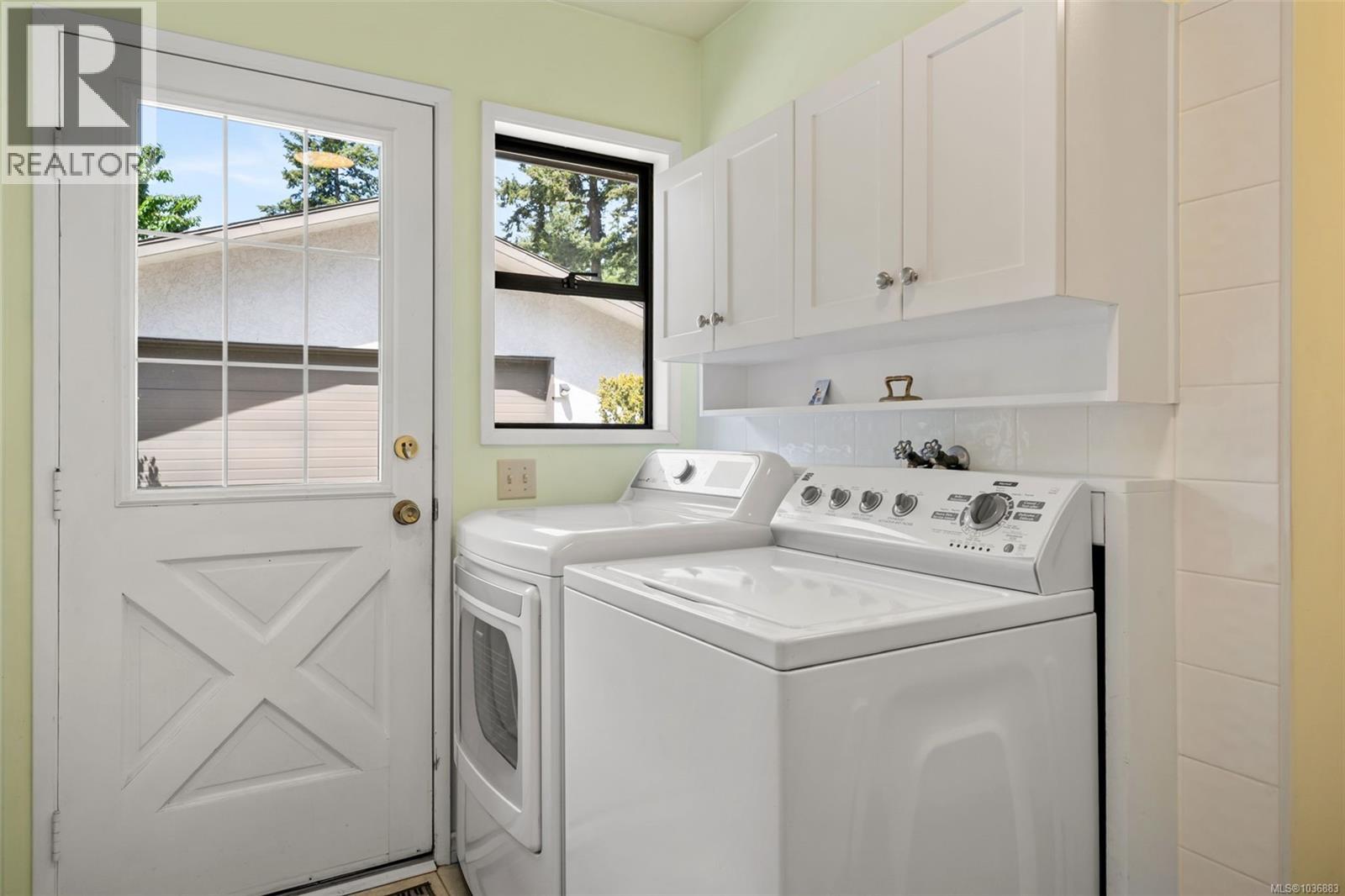1020 Lucas Ave - 24