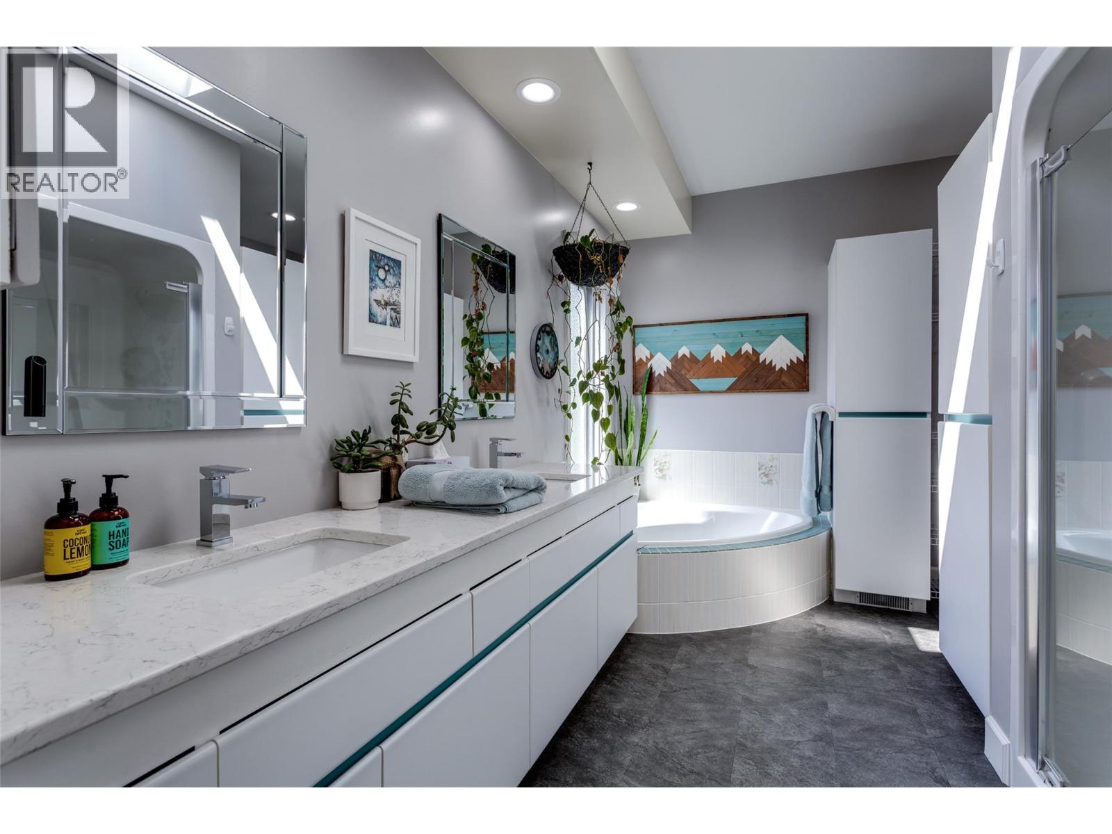 1321 Mountain Avenue, Kelowna