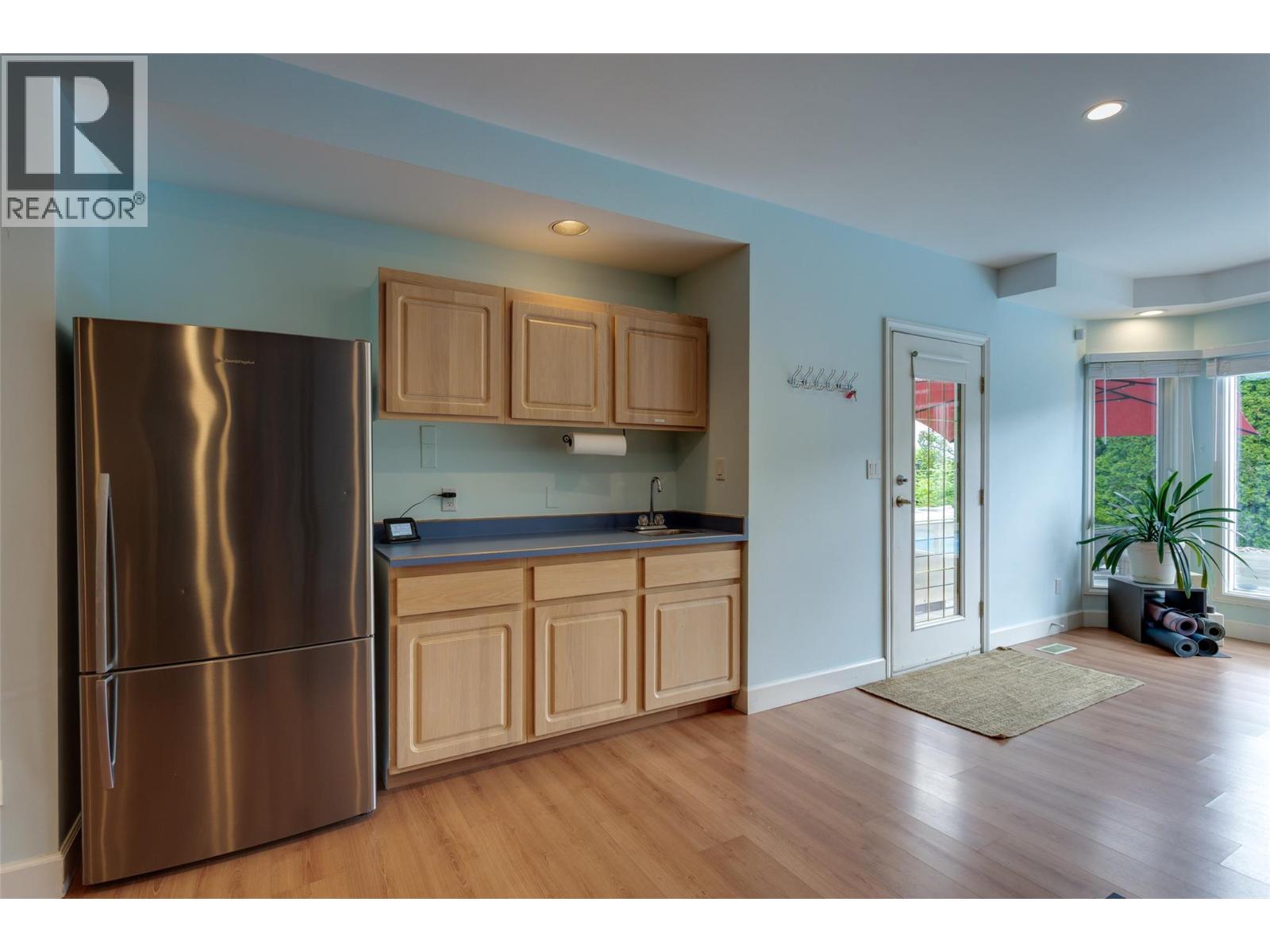 1321 Mountain Avenue, Kelowna