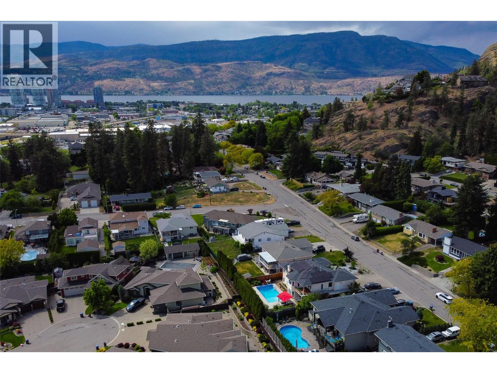 1321 Mountain Avenue, Kelowna