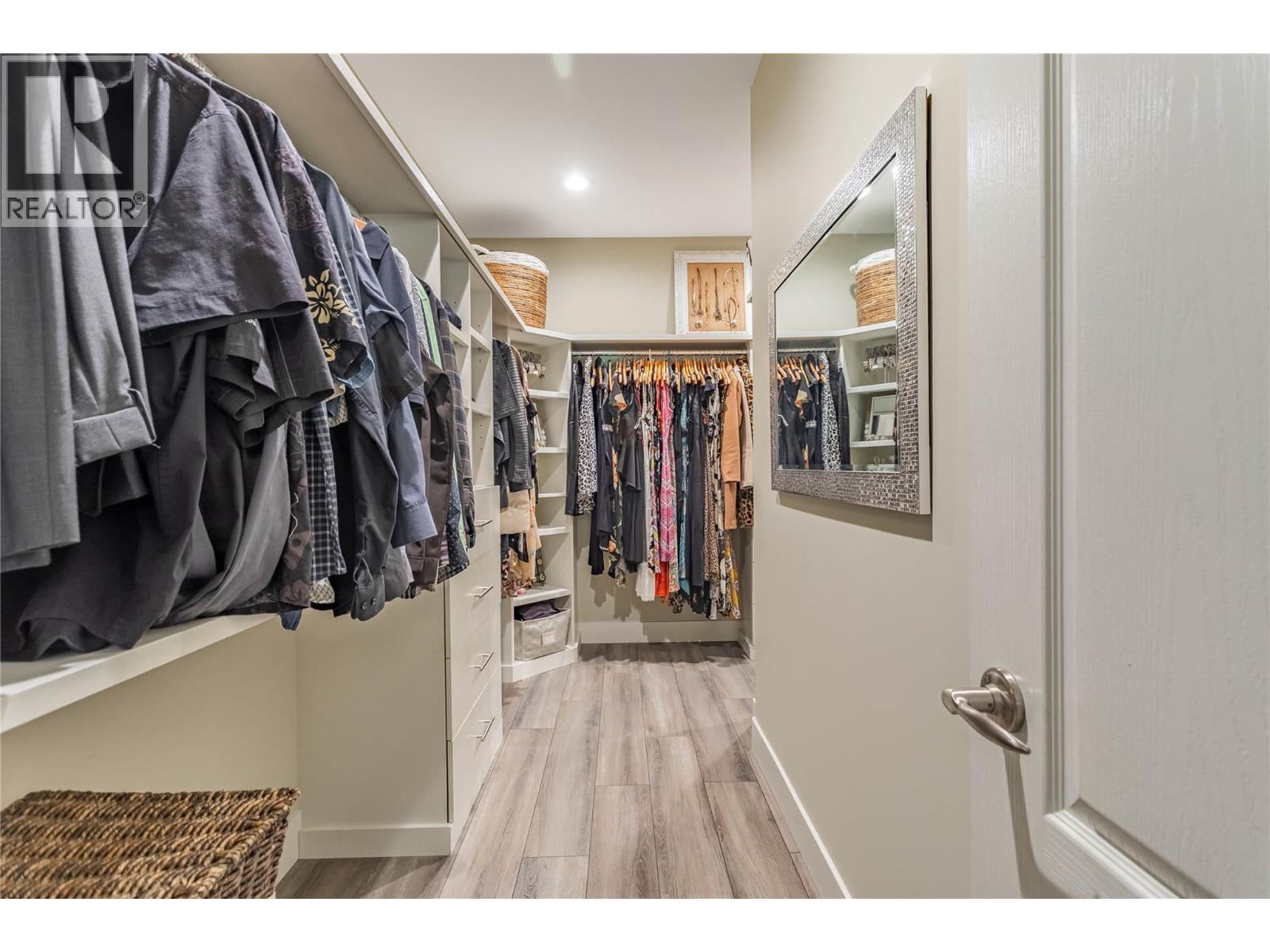 2410 Mountains Hollow Lane - 27