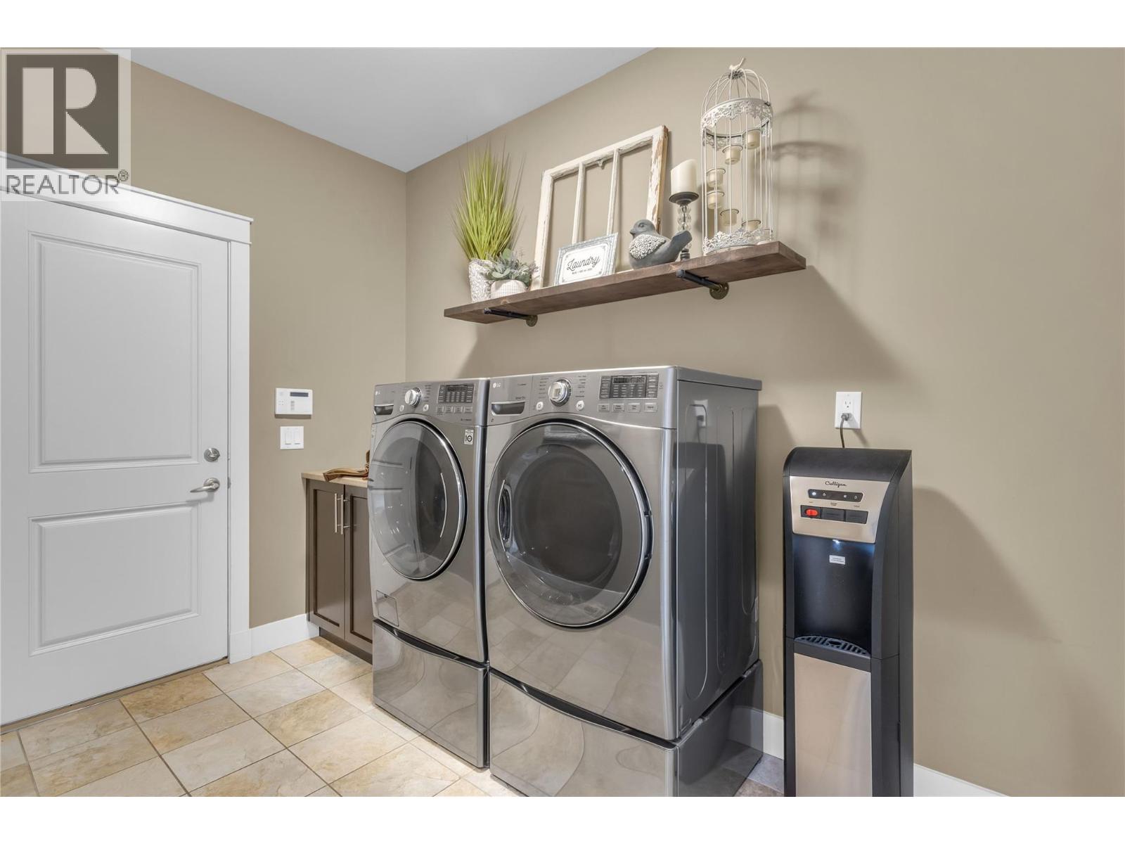 2410 Mountains Hollow Lane - 32