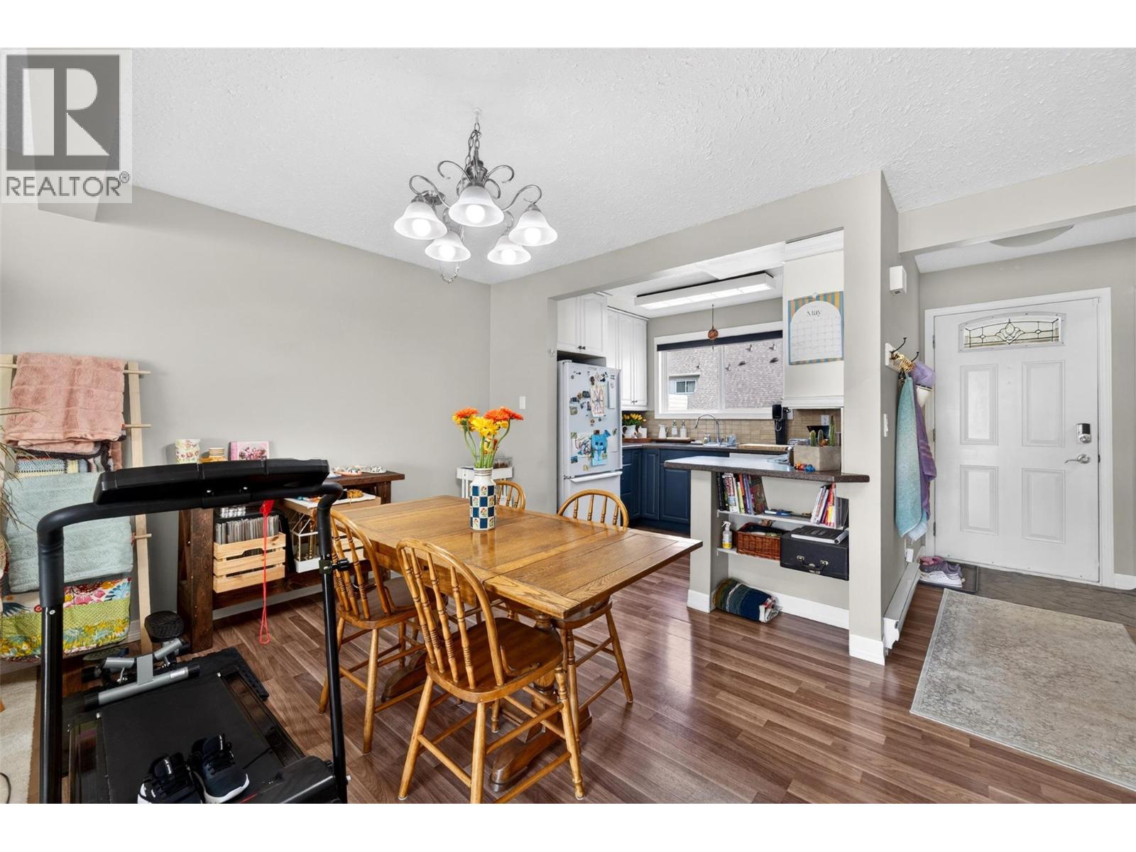  2221 5 Avenue Northeast, Salmon Arm