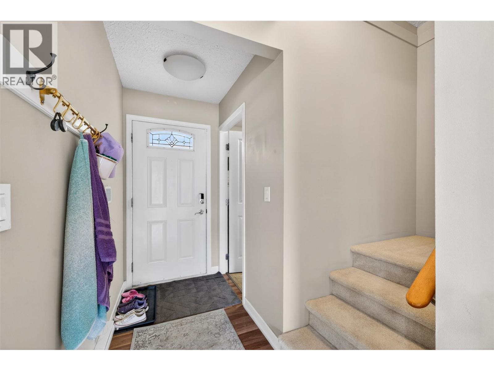  2221 5 Avenue Northeast, Salmon Arm