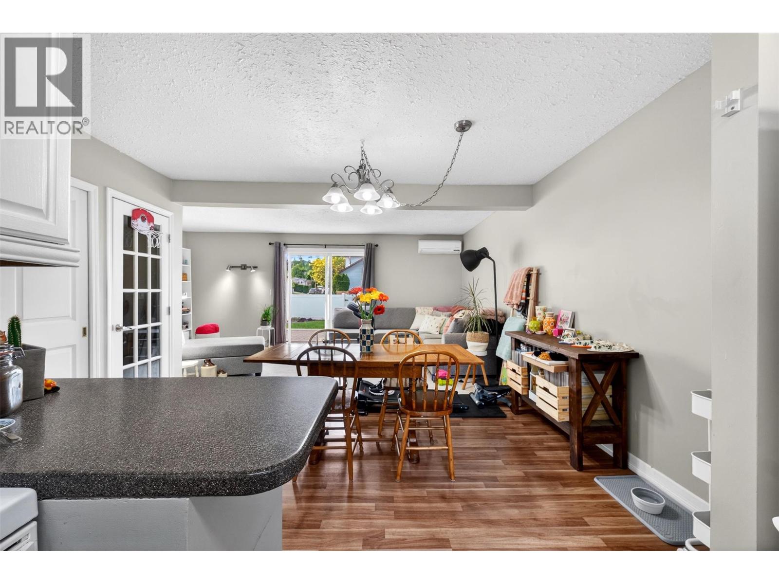  2221 5 Avenue Northeast, Salmon Arm