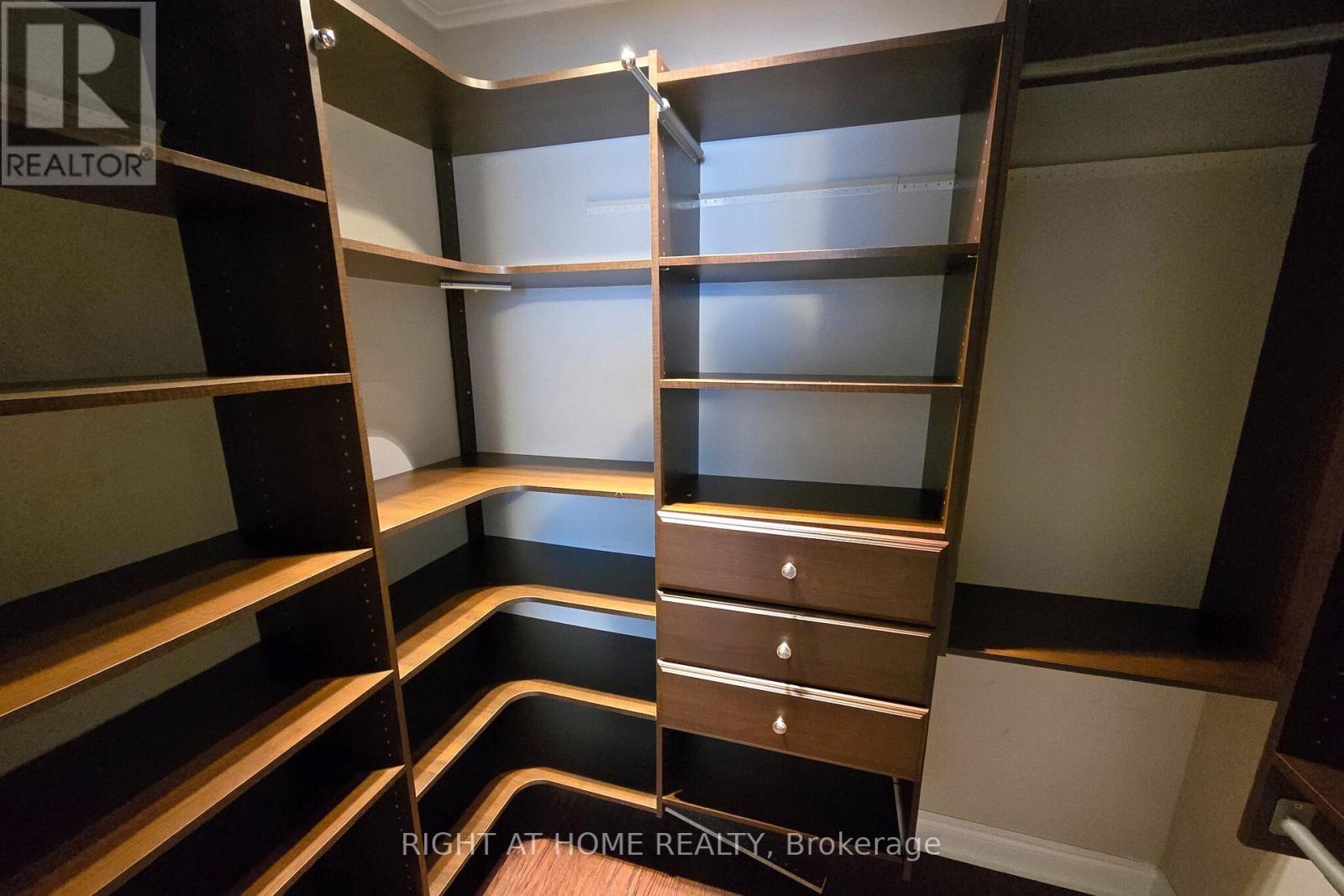 54 WOODSIDE COURT - 11