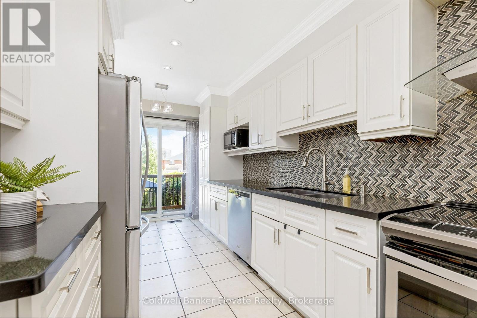 51 ACADIAN HEIGHTS - 13