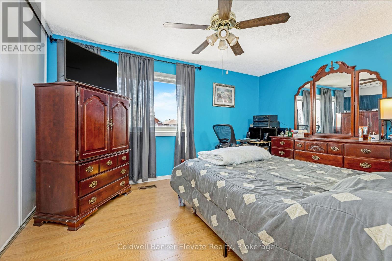 51 ACADIAN HEIGHTS - 20