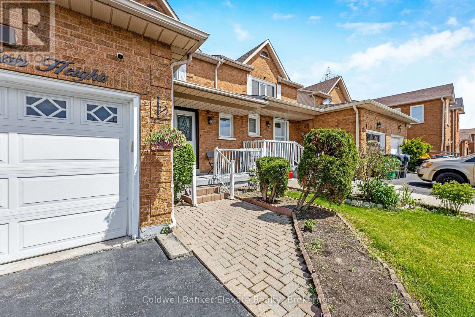 51 ACADIAN HEIGHTS - 4
