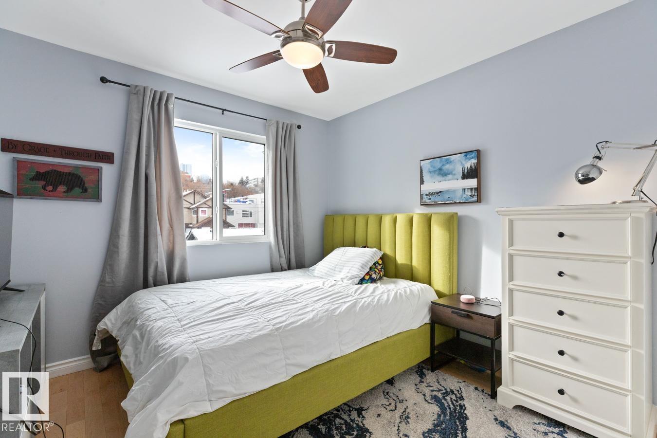 10216 89 ST NW - 28