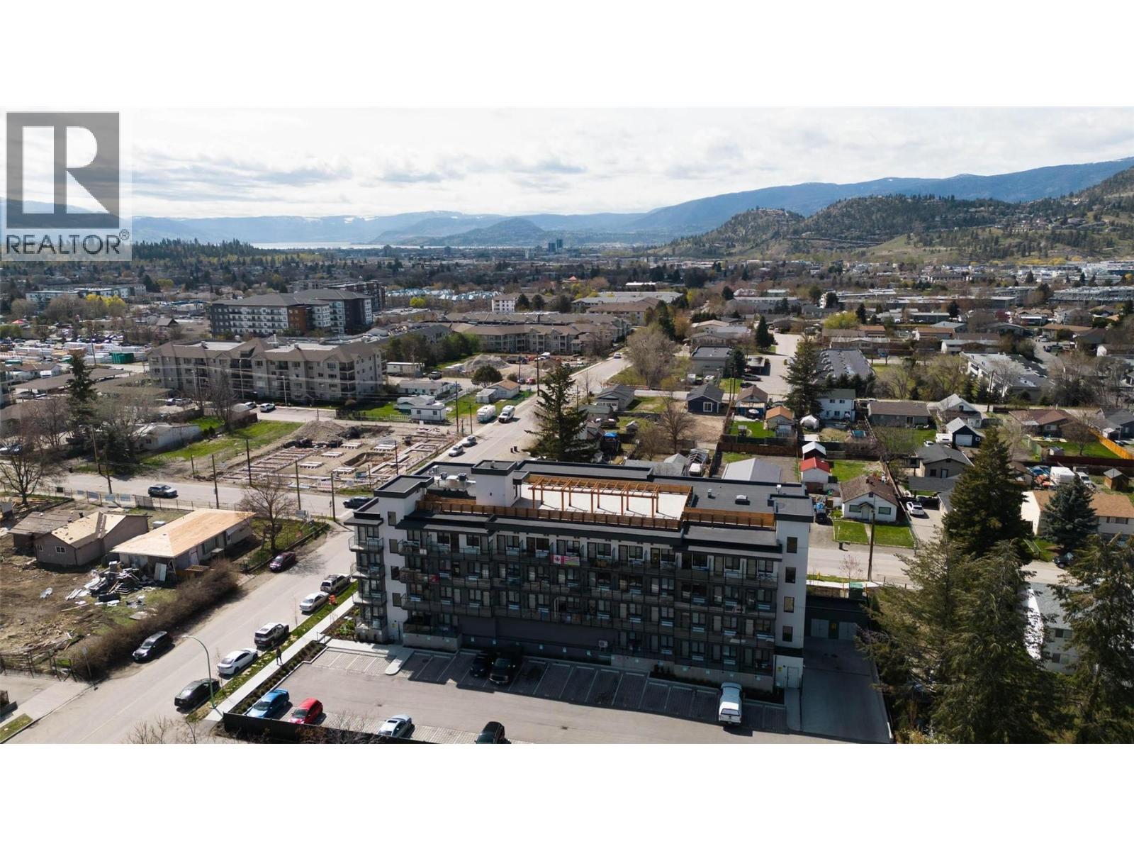 #224 345 Dougall Road N - 17