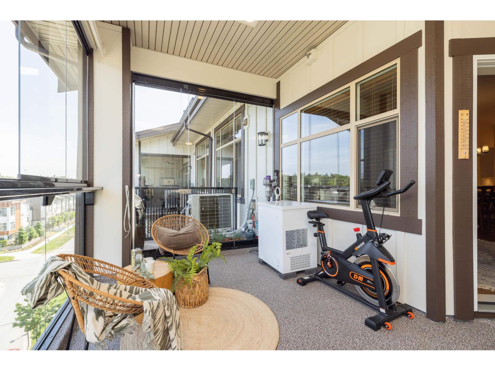 609 20325 85 AVENUE, Langley