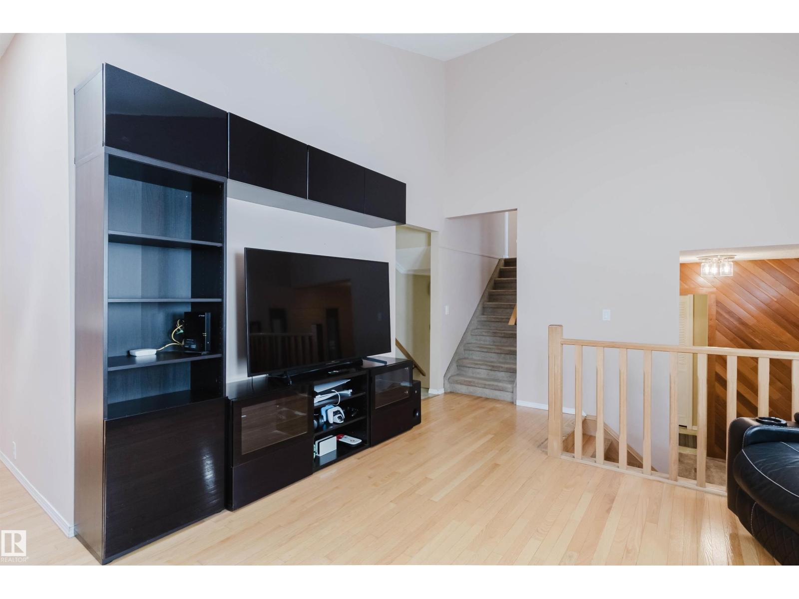 24 BRAESIDE CR - 19