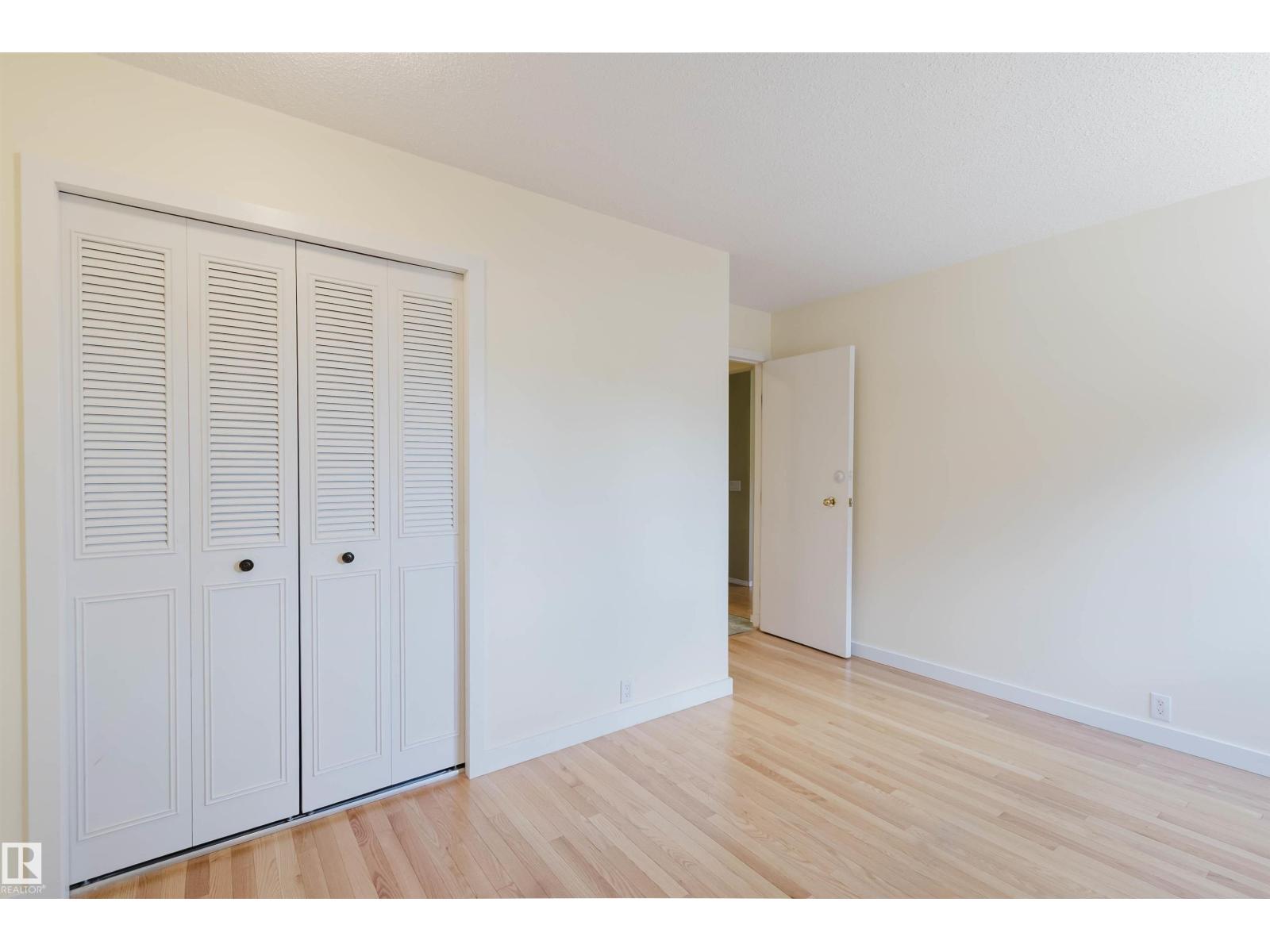 24 BRAESIDE CR - 37