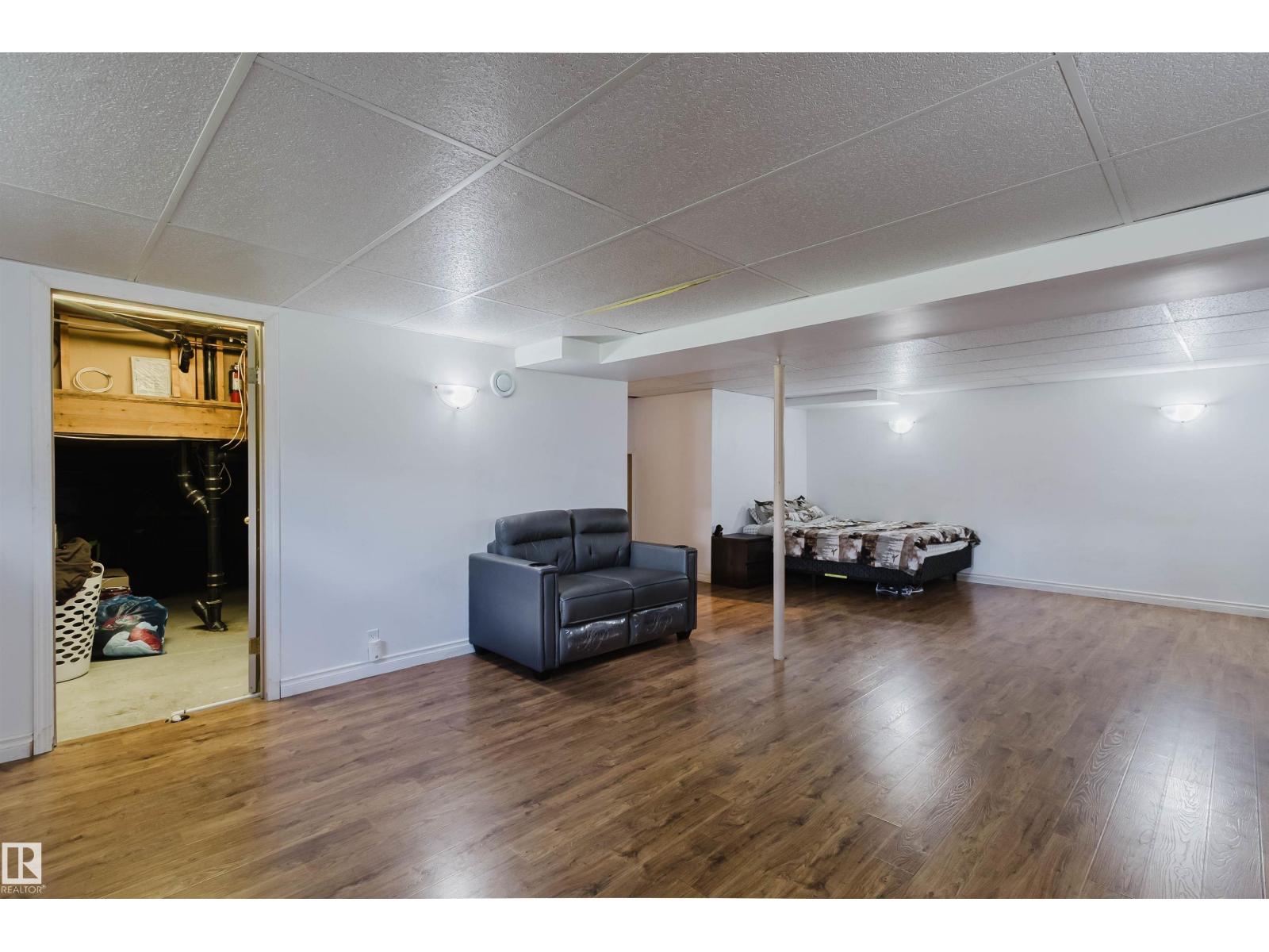 24 BRAESIDE CR - 39