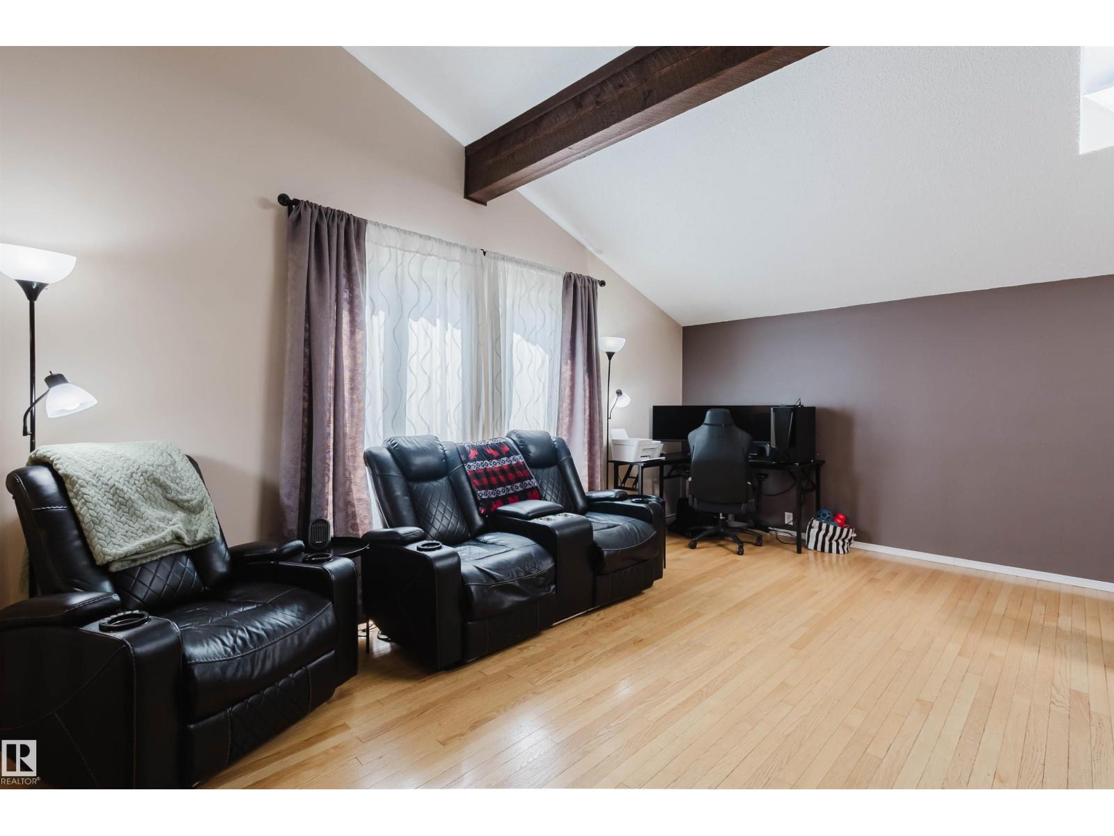 24 BRAESIDE CR - 17