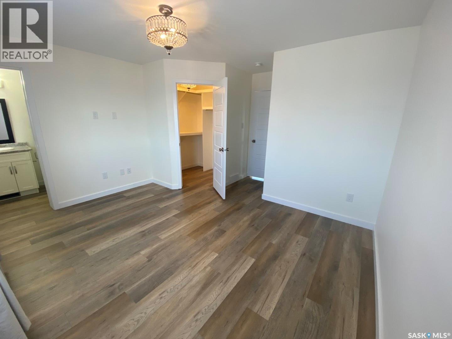 119 Reddekopp CRESCENT - 11
