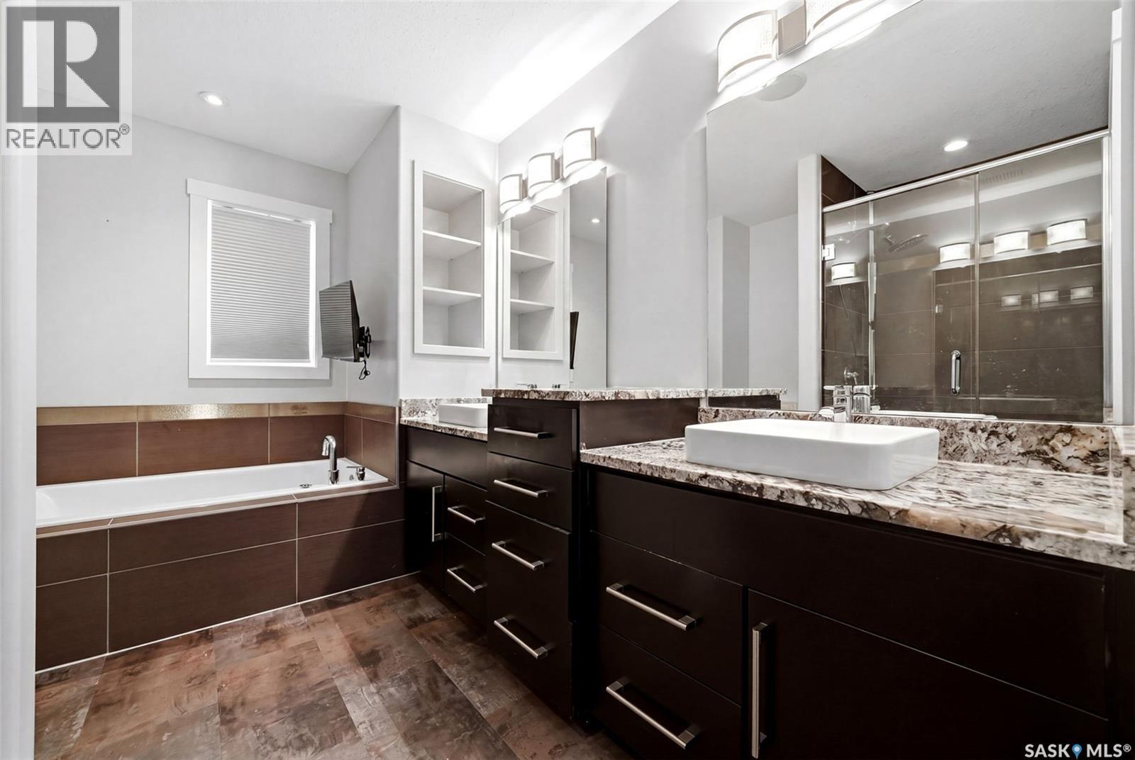 5237 Snowbirds CRESCENT - 20