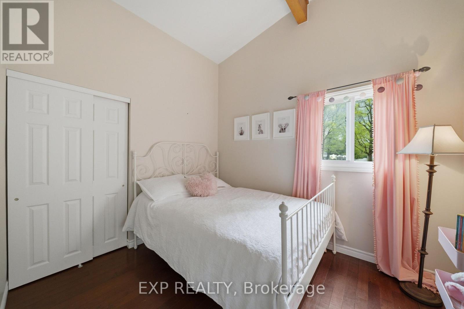 136 RESTHAVEN AVENUE - 16