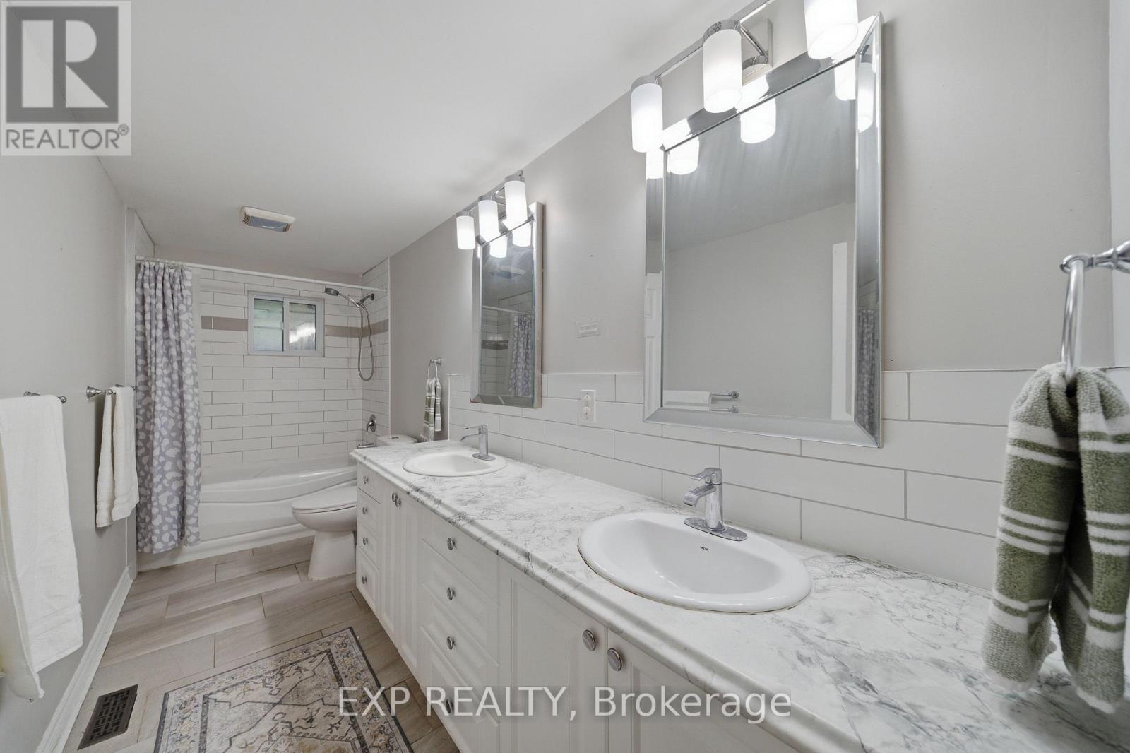 136 RESTHAVEN AVENUE - 17
