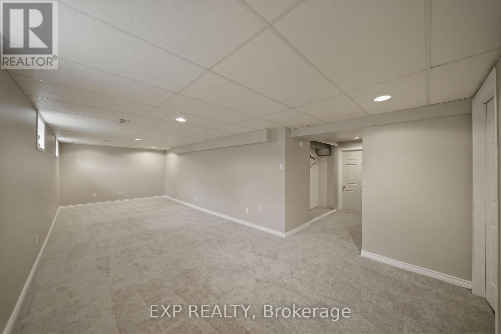 136 RESTHAVEN AVENUE - 21