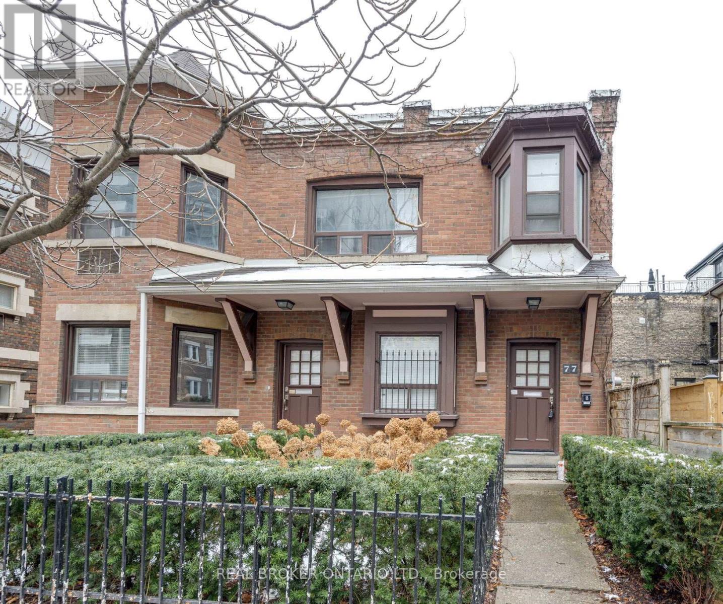 UPPER - 77 ISABELLA STREET