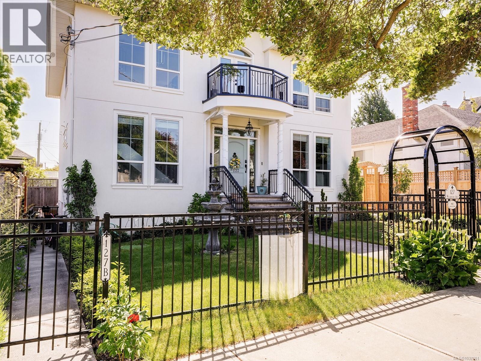 127 Wellington Avenue - main photo