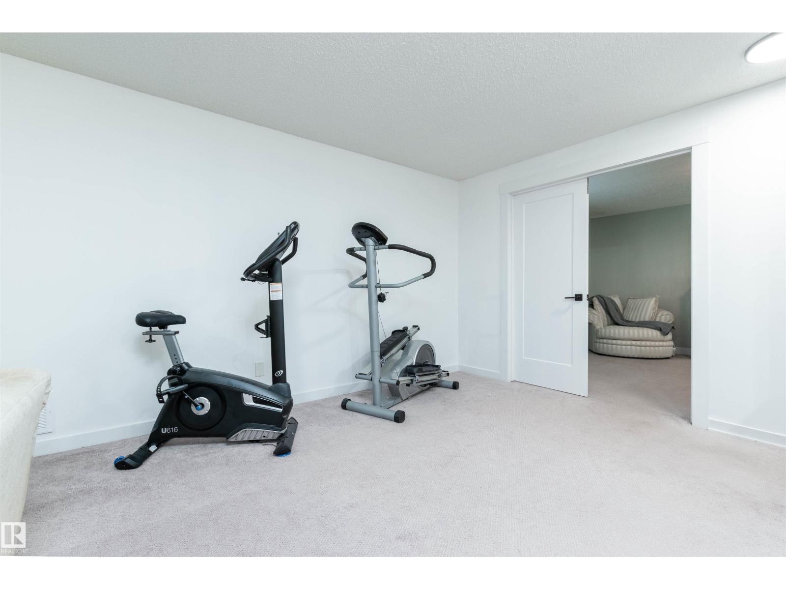 4012 53 ST - 23