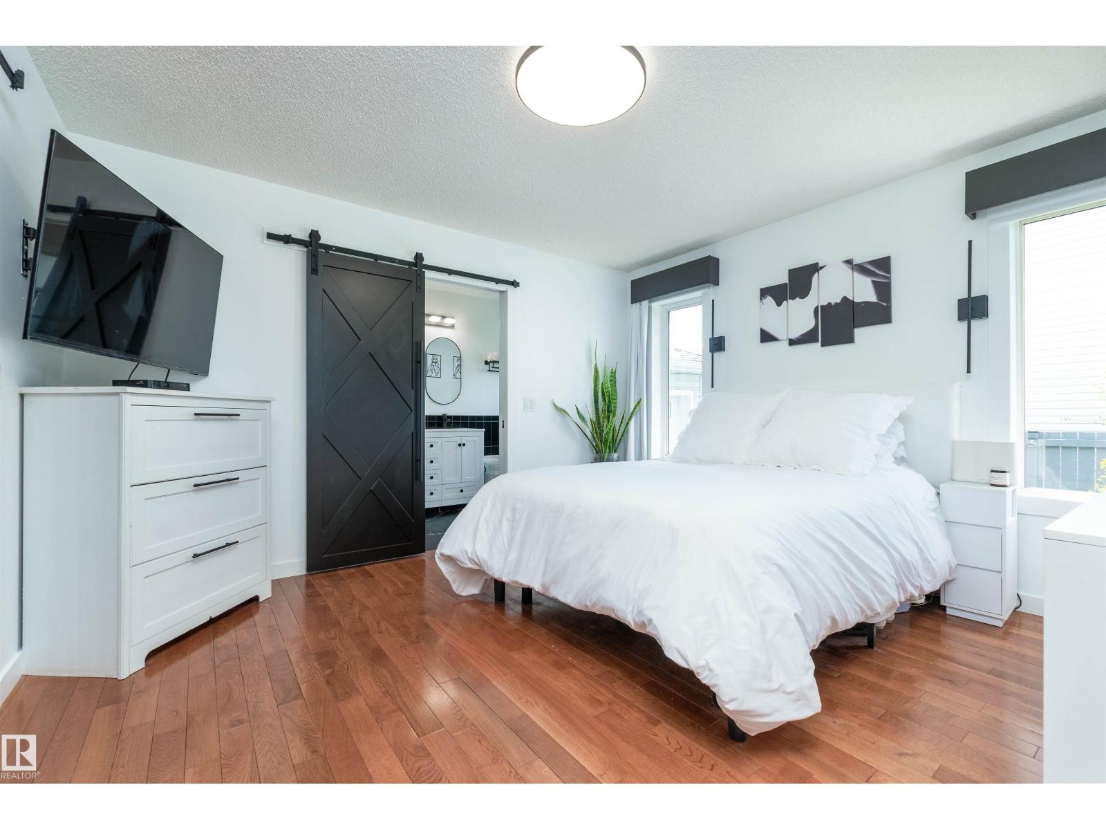 4012 53 ST - 16